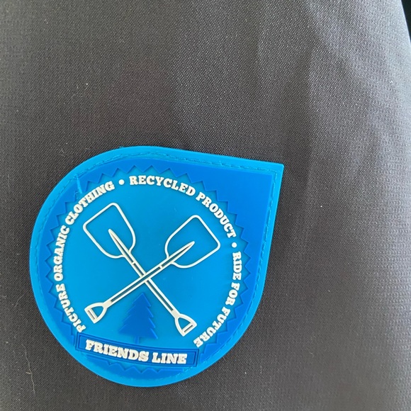 MENS • PICTURE SKI JACKET • MEDIUM • BLACK - Picture 11 of 15